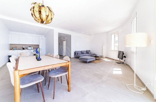 Le Mourillon Apartment | Élégance Côtière - Sea view & beach at your feet