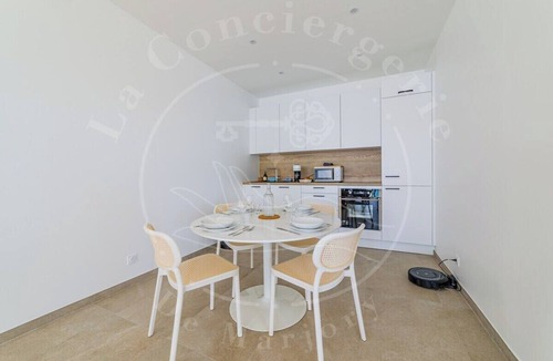 Le Mourillon Apartment | Élégance Côtière - Sea view & beach at your feet