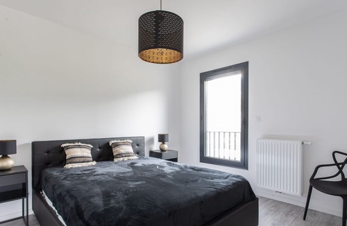 Embrun Apartment | Évasion Bleue - Appt vue sur la montagne