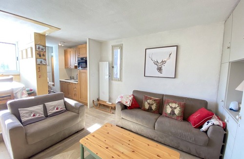 Guillaumes Apartment | 06BC - Valberg ski station : 4-person apartment 300m from the slopes