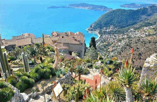 Le Bar-sur-Loup Apartment | 1 Bed Apartment Sleeps 4 -Private Garden & Pets Ok