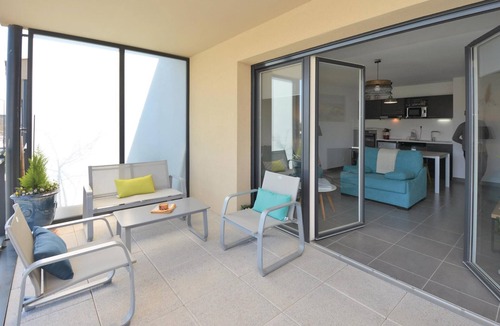 Aigues-Mortes Apartment | 1 bedroom lovely apartment in Aigues-Mortes