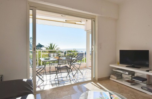 California - Pezou Apartment | 1-Br Sea view Luxury Residential with pool