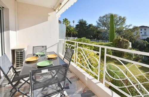 California - Pezou Apartment | 1-Br Sea view Luxury Residential with pool