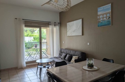 Uzes Apartment | 10 des Oliviers | 2 min from downtown Uzès | pool + AC + parking