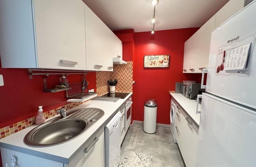 Les Claux Apartment | 100m from shops, Ground floor, tv, 73m², Vars