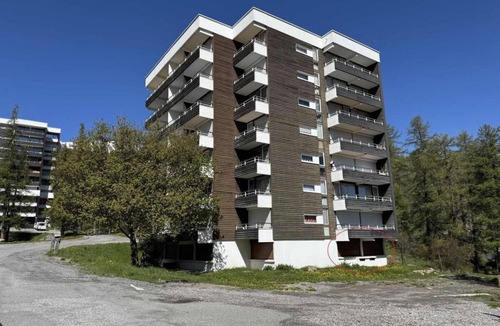 Les Claux Apartment | 100m from shops, Ground floor, tv, 73m², Vars