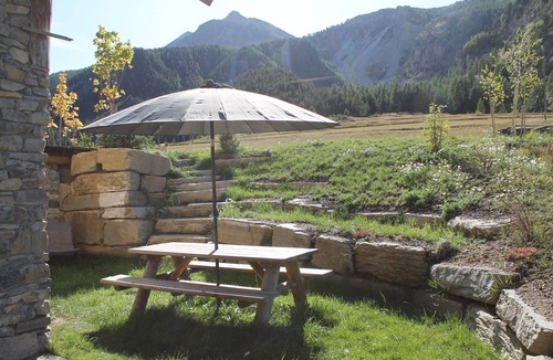 Cervieres Ski Chalet | 10215 chalet, sauna, Jacuzzi, hammam and frigidarium.