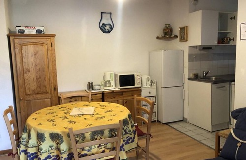 Le Sauze Apartment | 10m from resort center, balcony, tv, ski locker, 30m², Sauze - Super Sauze