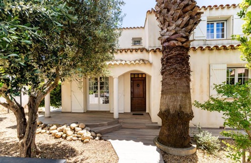 Boujan-sur-Libron Villa | 12-Guest Private Pool Villa near Béziers