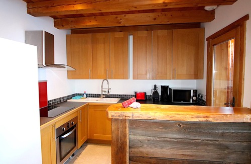 Vars Ski Chalet | 12-person chalet in Vars with private jacuzzi, cinema and view of the slopes
