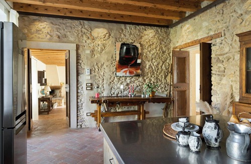 Negrar House | 1400s manor house amongst Valpolicella vineyards