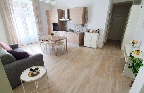 Castellammare di Stabia Apartment | 2 bedroom apartment 5 minutes from Pompeii and Sorrento
