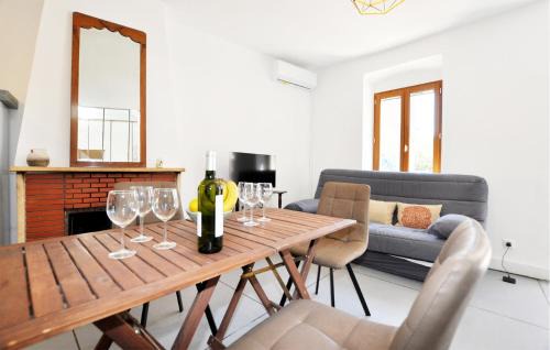 Bizanet House | 2 Bedroom Gorgeous Home In Bizanet