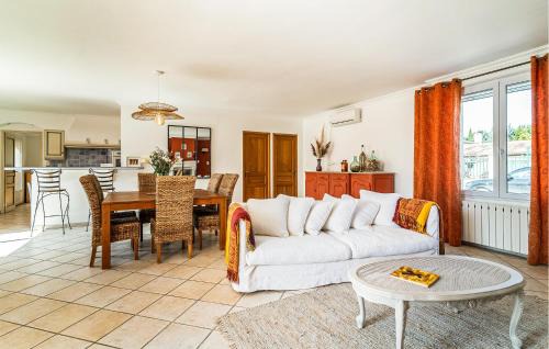 Paluds de Noves House | 2 Bedroom Gorgeous Home In Noves
