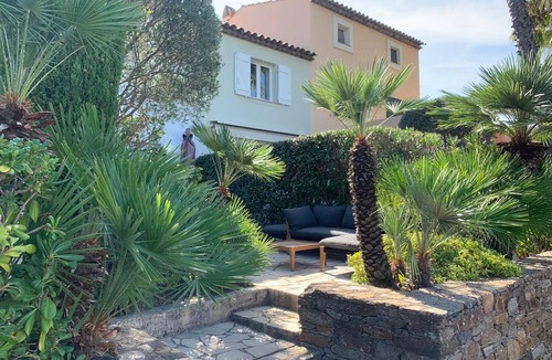Port Cogolin House | 2 BEDROOM HOUSE IN PORT COGOLIN (with pontoon for boat)