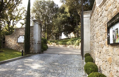 Mougins Apartment | 2 bedroom suite with garden view