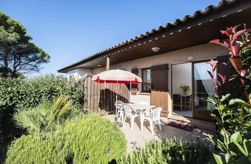 Frejus Villa | 2-Bedroom Vacation Rental for 4 People (Accessible)