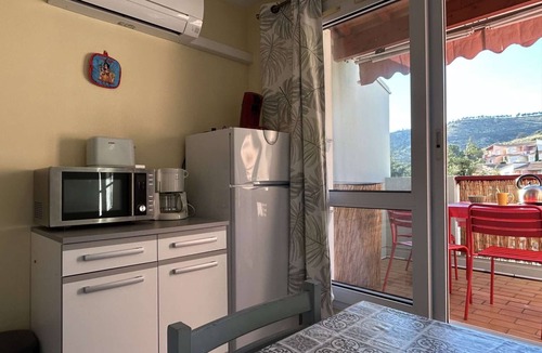 Cerbere Apartment | 2-room apartment for 5 in Cerbère