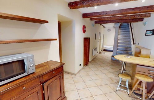 Old Town Apartment | 2-room loft sea view in old town, beaches nearby