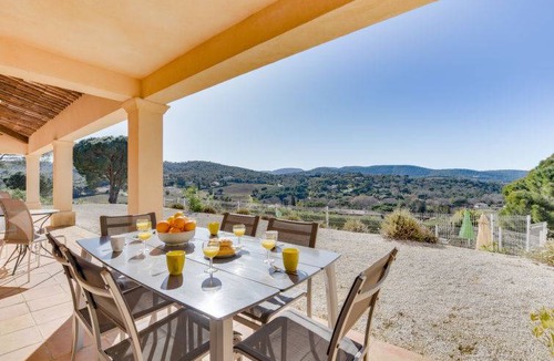 La Croix-Valmer House | 200 m² House ∙ 3 bedrooms ∙ 6 guests