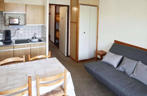 Les Orres Apartment | 200m from resort center, 2nd floor, balcony, ski locker, 26m², Les Orres