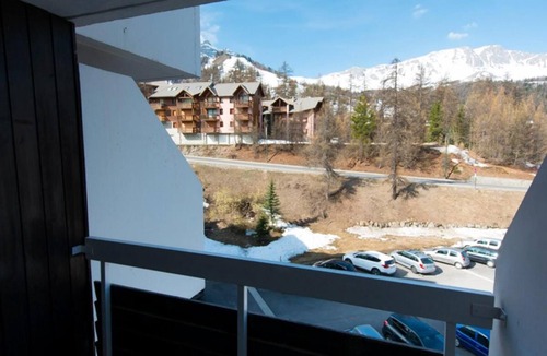 Les Claux Apartment | 200m from resort center, 3rd floor, balcony, tv, 25m², Vars