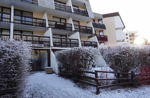 Chantemerle Apartment | 200m from resort center, terrace, tv, ski locker, 26m², Serre Chevalier