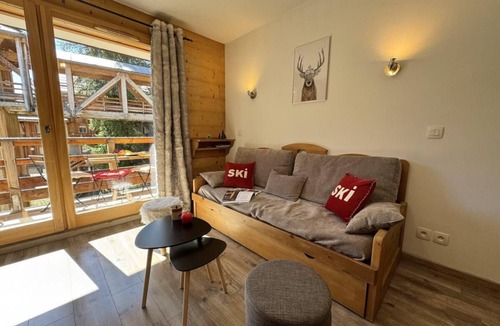 Les Claux Apartment | 200m from shops, 4th floor, swimming pool, balcony, ski locker, 32m², Vars