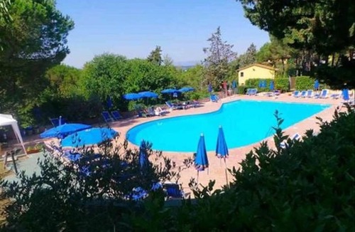 Montopoli in Val d'Arno House | 24 m² Mobile home ∙ 2 bedrooms ∙ 5 guests