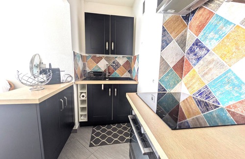 Palavas-les-Flots Apartment | 2BR Terrace SEA VIEW * WIFI * Pet Friendly *