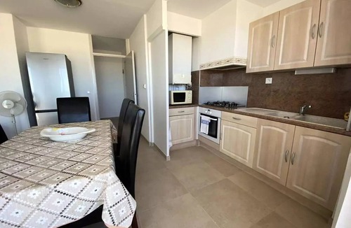 La Jetee Apartment | 3-Bedroom Apartment in Ohanès with Ocean Views, Loggia with Panoramic Views, Parking, Walking Distance to the Beach 4OHA14