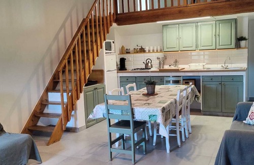 Hyeres Apartment | 3 Bedroom Apartment in HyÃ¨res