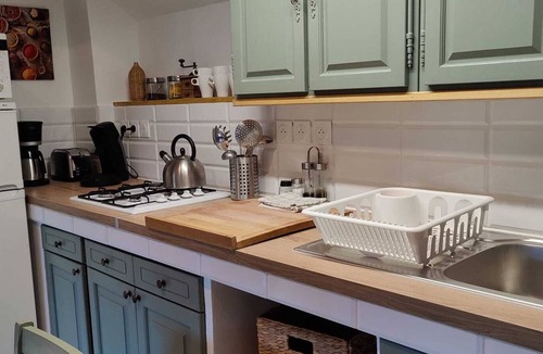 Hyeres Apartment | 3 Bedroom Apartment in HyÃ¨res