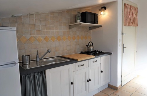 Hyeres Apartment | 3 Bedroom Apartment in HyÃ¨res