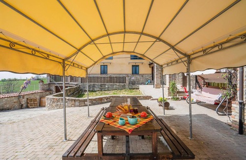 Marsaglia House | 3 bedroom cozy home in Marsaglia CN