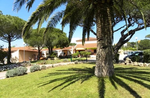 Frejus Villa | 3-Bedroom Vacation Rental for 6 People