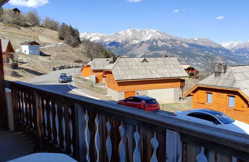 Pra Loup Apartment | 3-room apartment, sleeps 8, balcony, parking