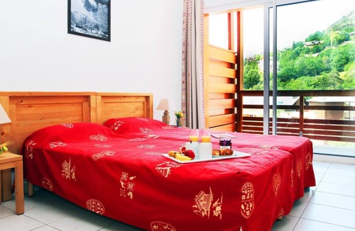 Briancon Apartment | 300m from resort center, fitness, sauna, hammam, terrace, balcony, tv, ski locker, 44m²