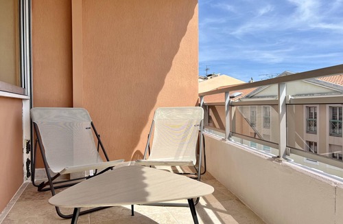 Boulouris-sur-Mer Apartment | 35m2 Sea View with Terrace beach by walk