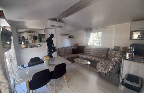 Sillans-la Cascade House | 3bed 2sde air-conditioned mobile home in the heart of the Haut Var