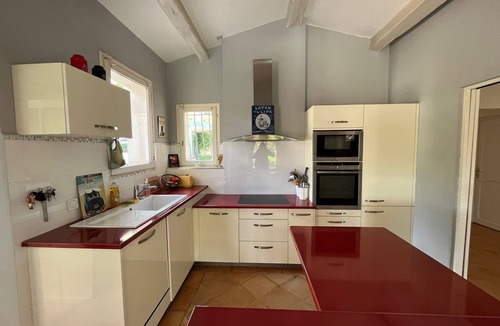 Lambesc Villa | 4 Bedroom Villa in Lambesc