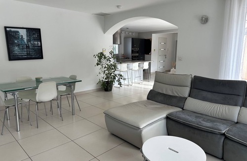 Mimet House | 4-bedroom villa with swimming pool, quiet location between Aix en Provence and Marseille
