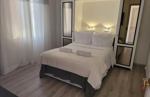 La Trinite House | 4 logements à La Trinité proche de Nice 15 mn, Monaco 20 mn et l'Italie 30 mn 2 Chambres et 2 Studios privés et indépendants
