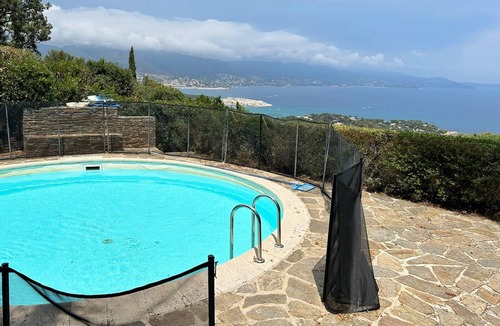 Cap Benat House | 4-room villa with private pool in private area, 5 sleeps, Bormes-les-Mimosas