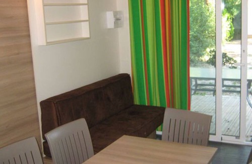 Noves Ski Chalet | 46m² Chalet with Terrace in Noves