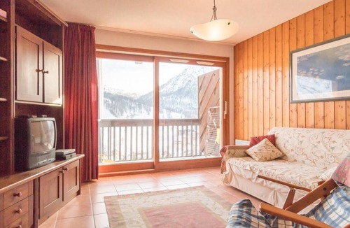 Montgenevre Apartment | 4th floor, view panoramic, balcony, tv, ski locker, 55m², Montgenèvre