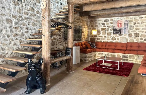 Bourdic House | 5 bedroom awesome home in Bourdic