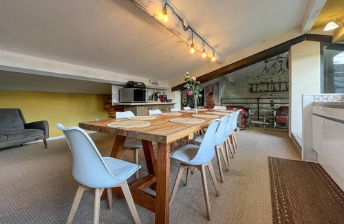 Bourdic House | 5 bedroom awesome home in Bourdic