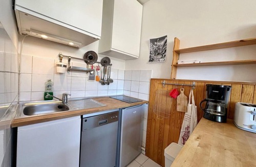 Les Claux Apartment | 50m from resort center, 3rd floor, tv, ski locker, 22m², Vars